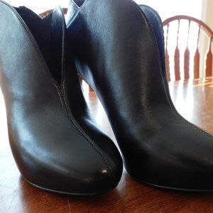Nine West Nero Black High Heel Booties